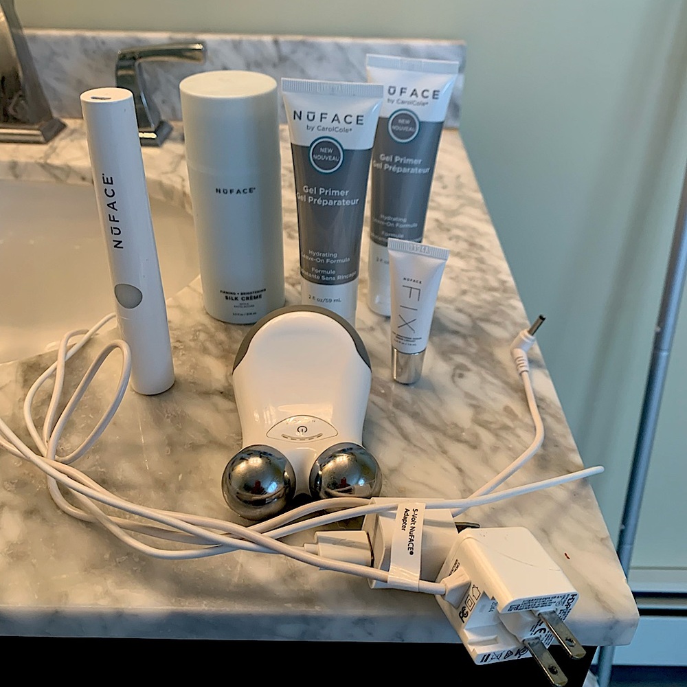 NuFACE Trinity and NuFACE Fix devices and serums. Over$525 value